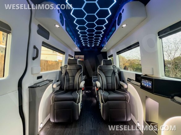 2025 Mercedes-Benz Sprinter Sprinter for Sale in San Antonio, TX - Photo 2