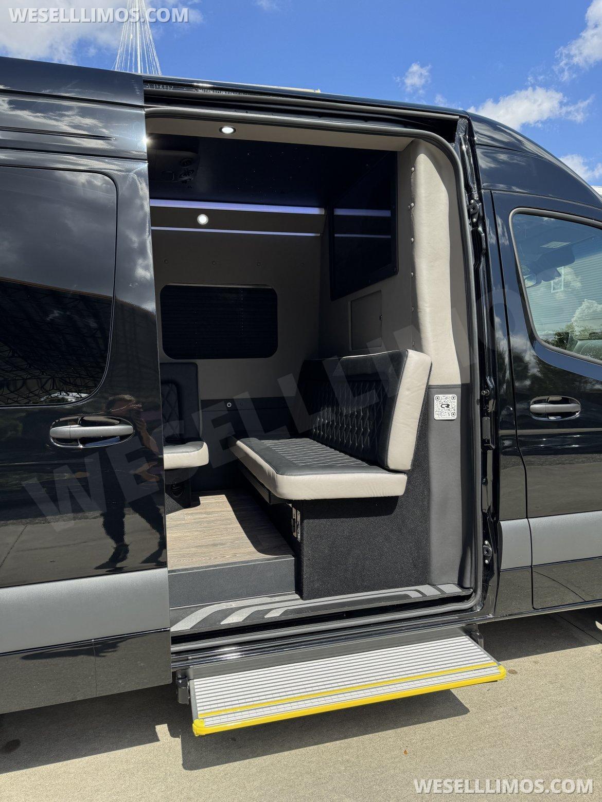 Limo Bus for Sale in Alva, FL - Photo 5