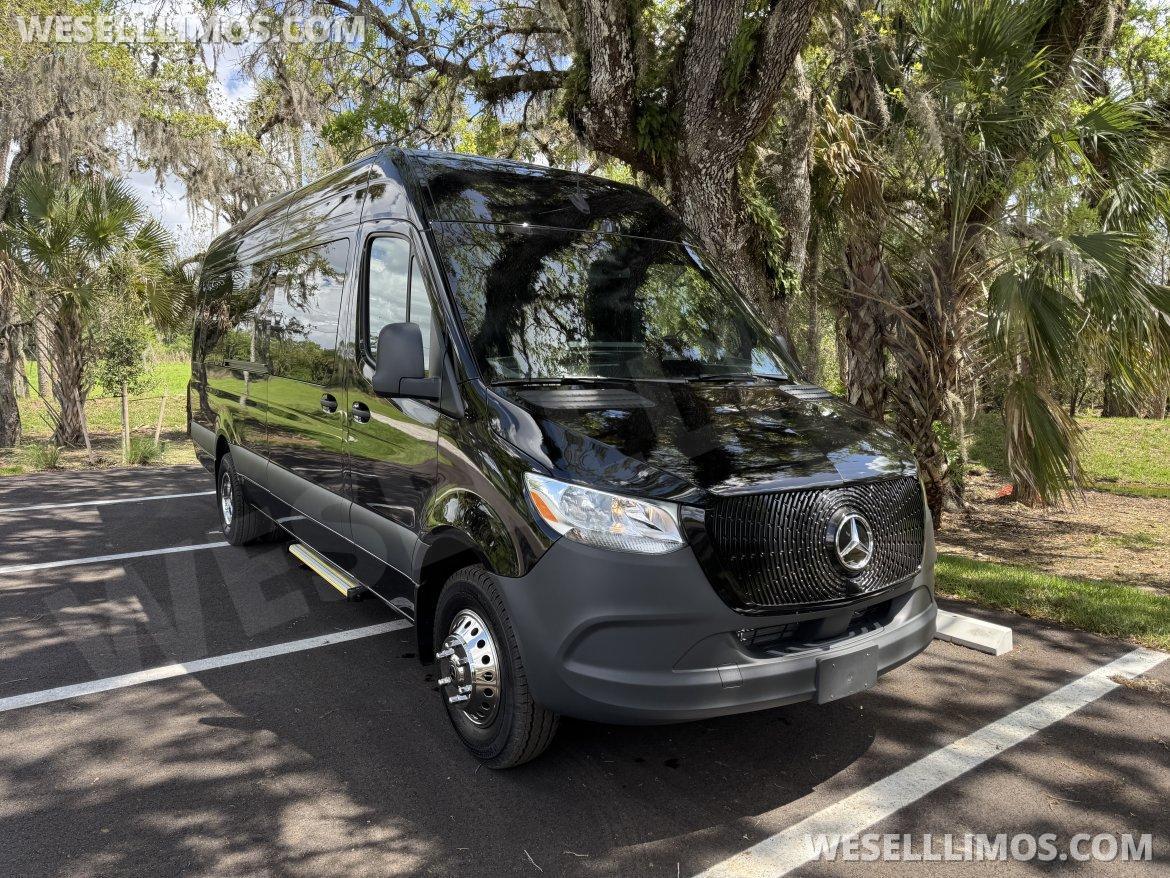 Limo Bus for Sale in Alva, FL - Photo 6
