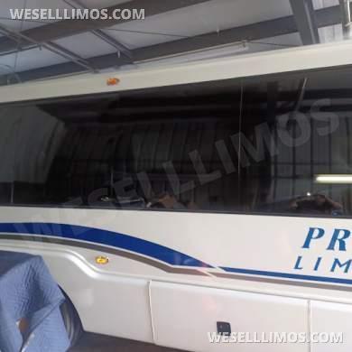 2007 Krystal Koach Freightliner Krystal KK-38 Limousine 36 pass. Party Bus Limo Bus - Limo Bus for Sale in Rochester, NY, NY - Photo 12