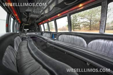 2007 Krystal Koach Freightliner Krystal KK-38 Limousine 36 pass. Party Bus Limo Bus - Limo Bus for Sale in Rochester, NY, NY - Photo 13