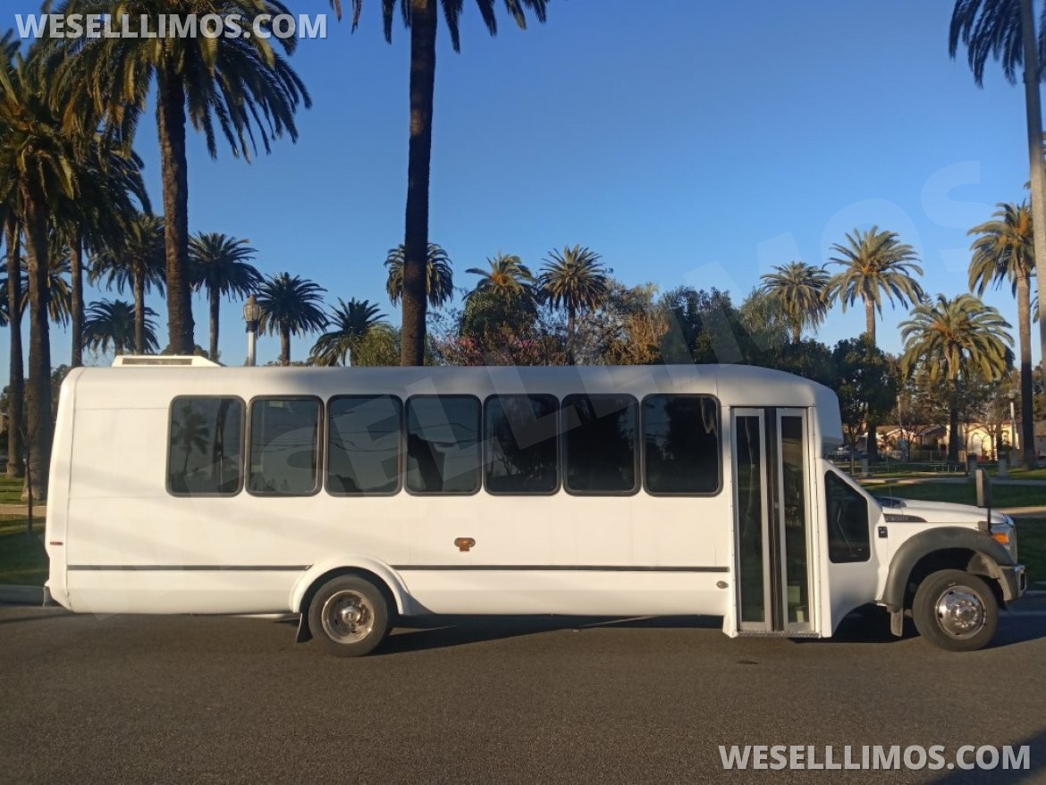 Photo of Limo Bus for sale: 2015 Ford F550