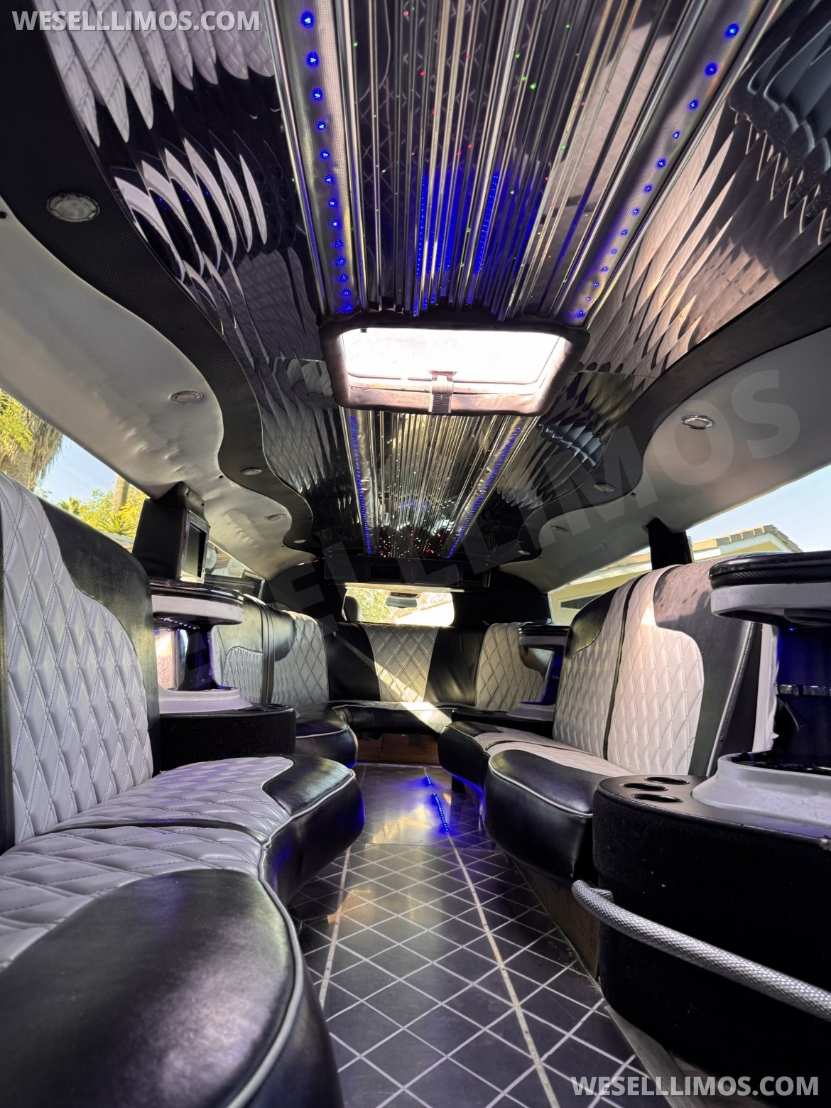 Photo of Limousine for sale: 2008 Hummer H2 29"