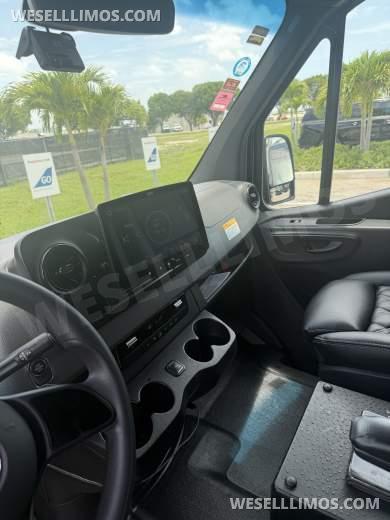 2023 Westwind Coachworks Mercedes-Benz Sprinter Executive Shuttle 3500 Sprinter - Sprinter for Sale in Delray Beach, FL - Photo 7