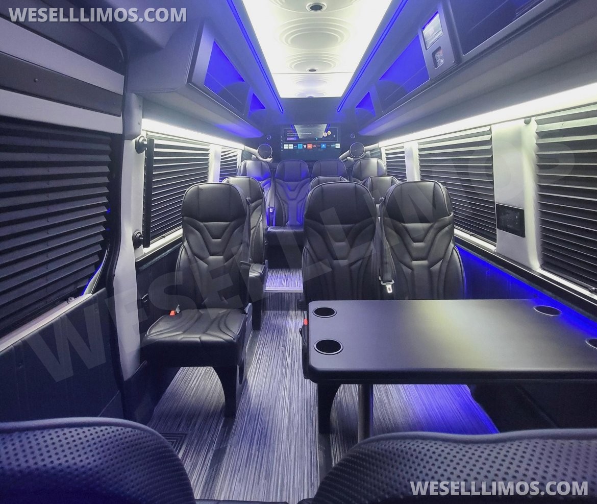 Sprinter for Sale in Springfield, MO - Main Photo