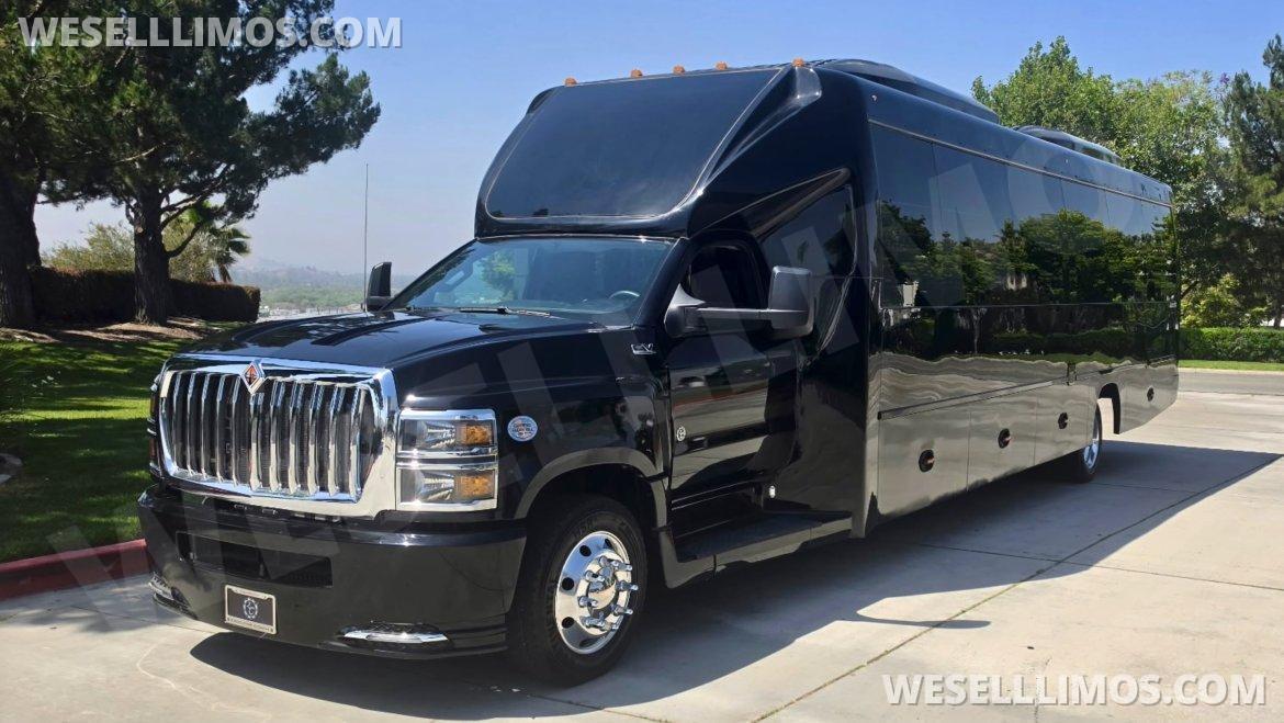 Executive Shuttle for Sale in Springfield, MO - Photo 9