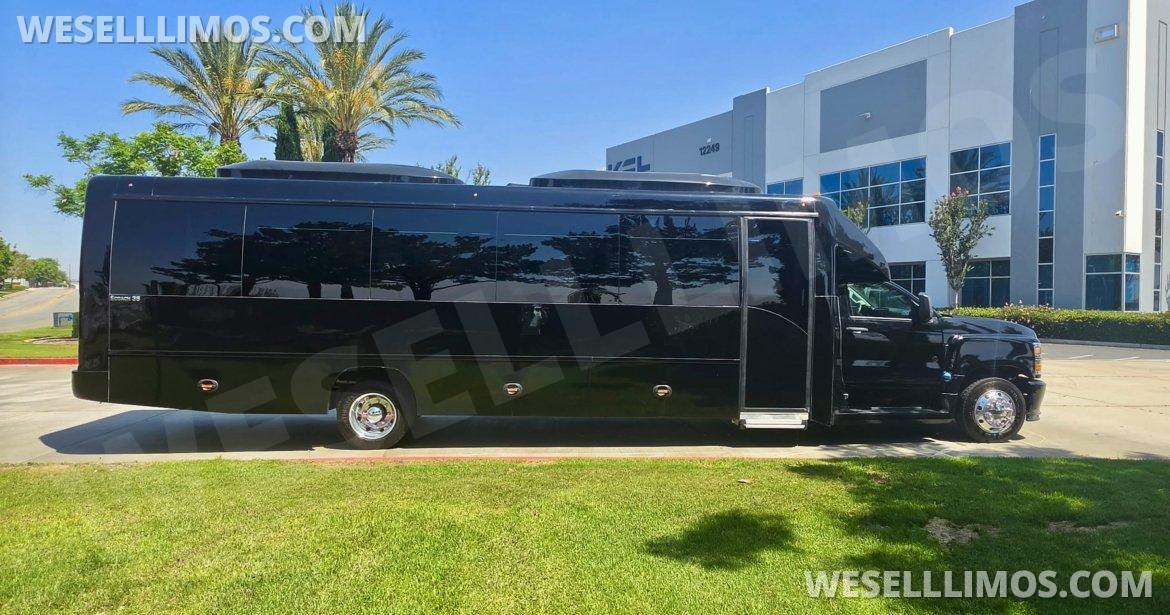 Executive Shuttle for Sale in Springfield, MO - Photo 11