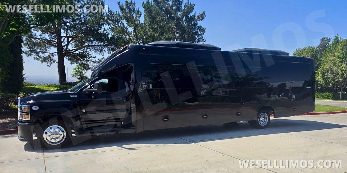 Executive Shuttle for Sale in Springfield, MO - Photo 14