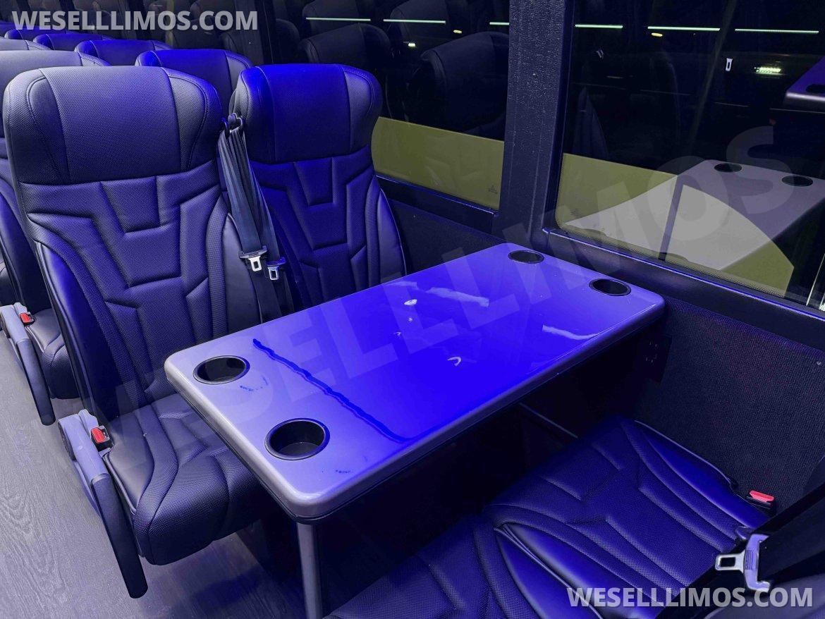 Executive Shuttle for Sale in Springfield, MO - Photo 20