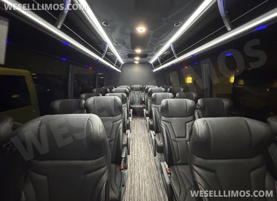 Executive Shuttle for Sale in Springfield, MO - Photo 23