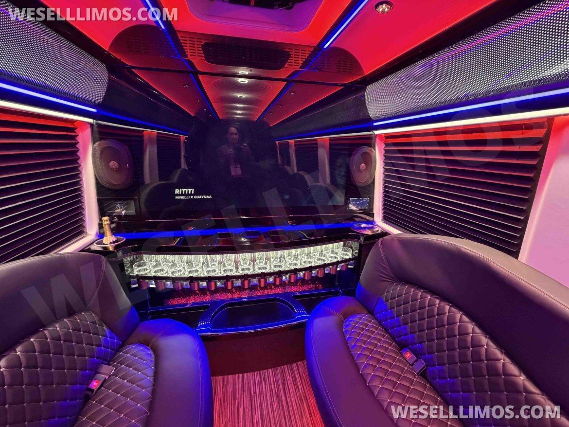 Limo Bus for Sale in Springfield, MO - Photo 18