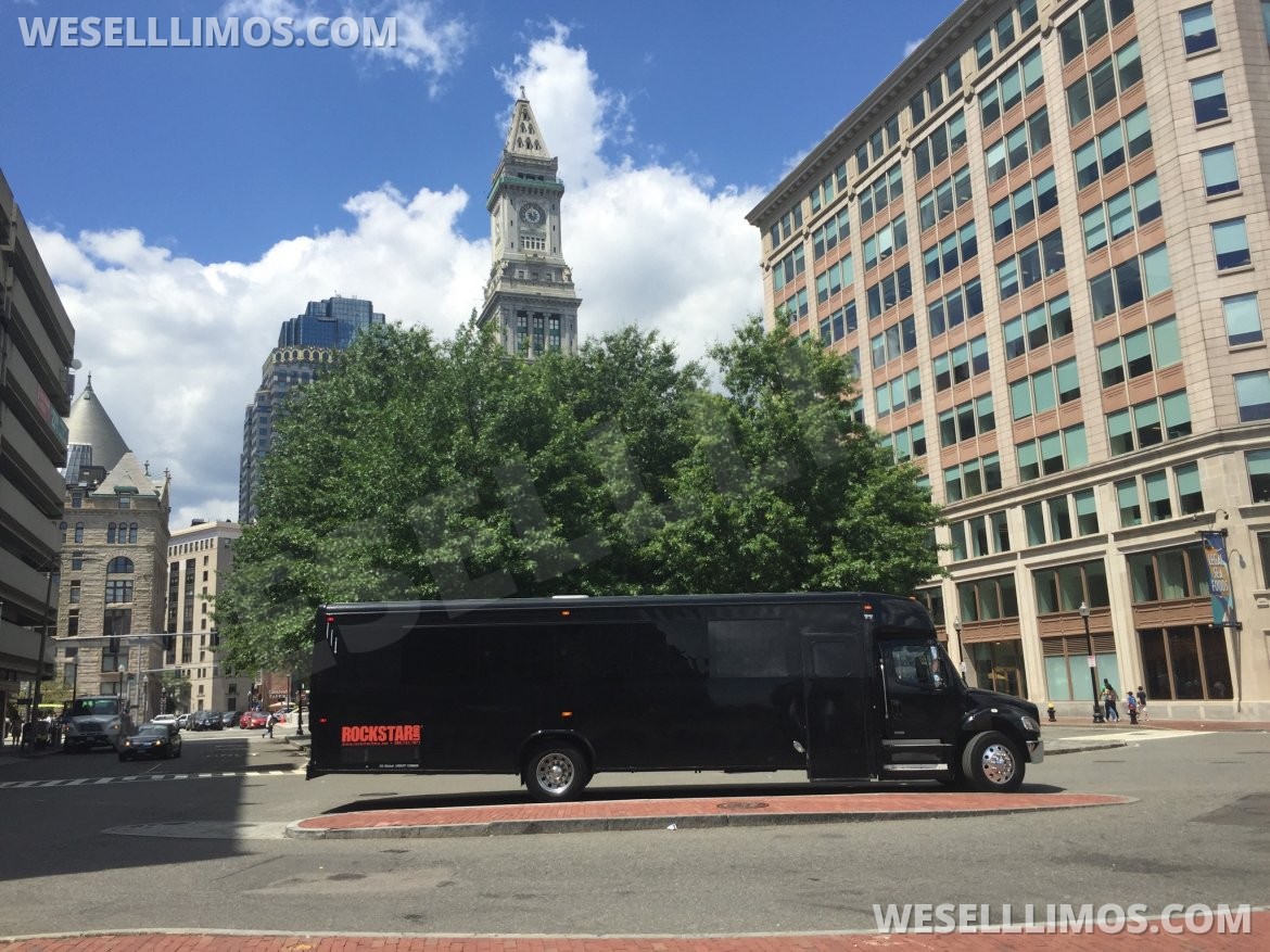 Photo of Limo Bus for sale: 2011 Freightliner M2 Party Bus 468"