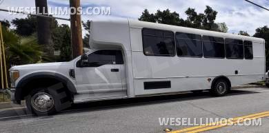 2018 Starcraft Ford F550 Shuttle Bus - Limousine for Sale in glendale, CA - Photo 2