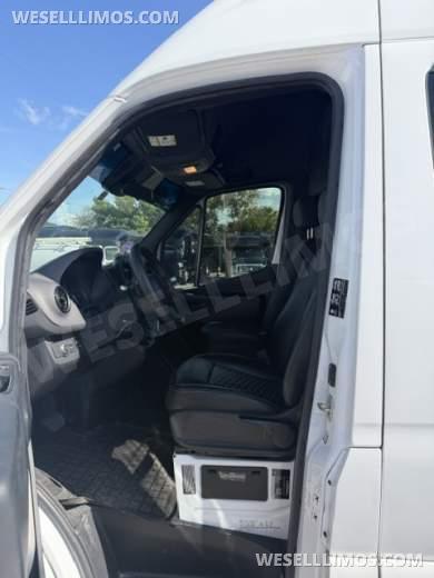 2024 Sprinter Limo Party Sprinter / Built by First Class Customs - Sprinter for Sale in Fort Lauderdale, FL - Photo 13