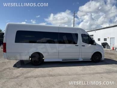2024 Sprinter Limo Party Sprinter / Built by First Class Customs - Sprinter for Sale in Fort Lauderdale, FL - Photo 14