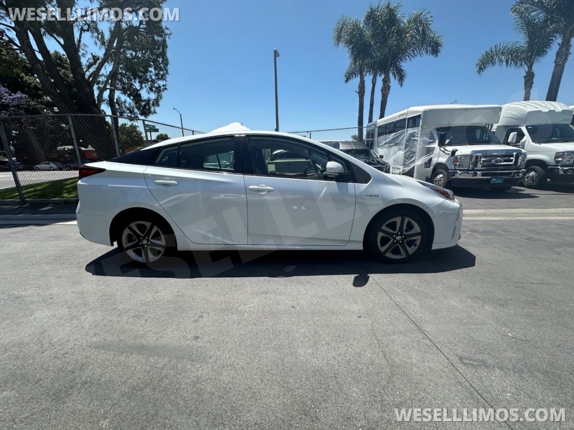 Sedan for sale: 2022 Toyota Prius XLE Hybrid by Toyota