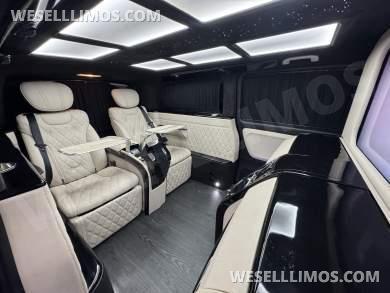 2023 First Class Customs, Inc. Mercedes-Benz Metris CEO Sprinter - Sprinter for Sale in Springfield, Missouri, United States - Photo 11