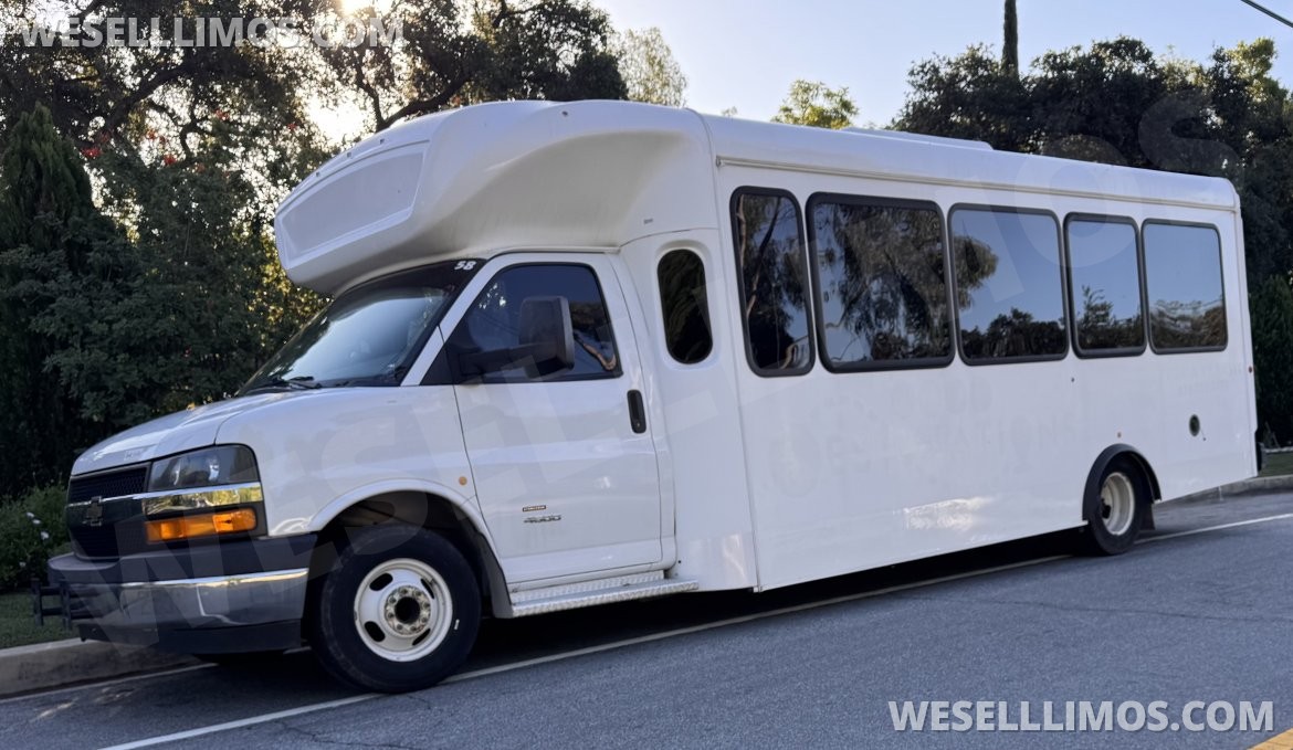 Photo of Limo Bus for sale: 2018 Ford E450 30" by Coach builder