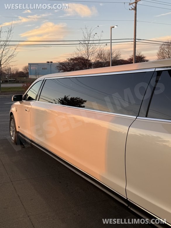 2016 Lincoln MKT Limousine for Sale in Naperville, IL - Photo 2