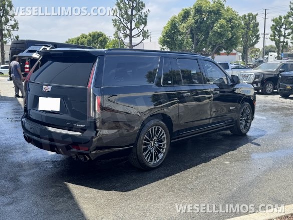 2022 Cadillac Escalade V SUV for Sale in Ontario, CA - Photo 3