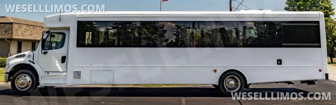Photo of Shuttle Bus for sale: 2017 Freightliner M2 45"