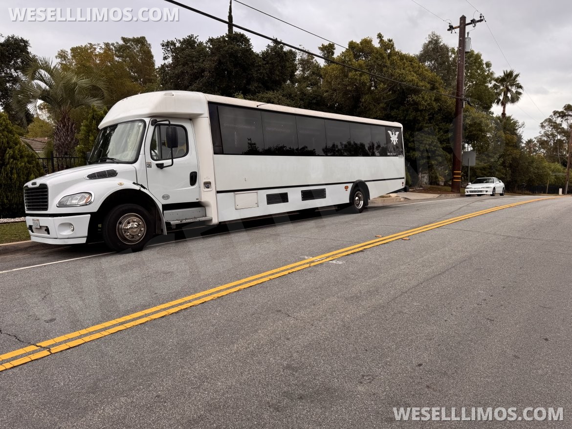 Photo of Shuttle Bus for sale: 2017 Freightliner M2 45"