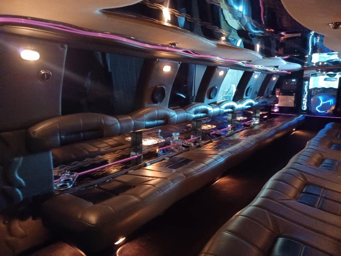 SUV Stretch for Sale in Rochester, NY - Photo 11