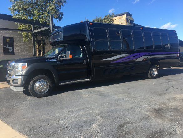 2012 Ford F550 Limo Bus for Sale in Richmond, VA - Photo 3