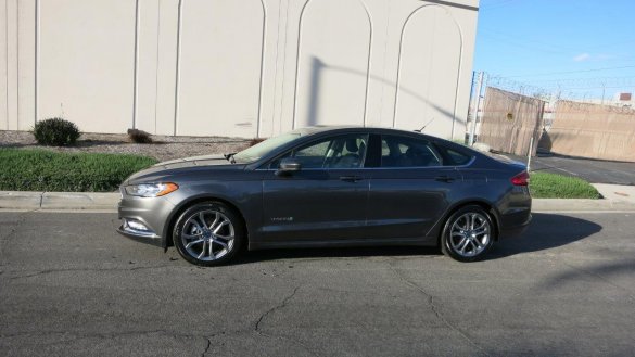 2017 Ford Fusion SE Hybrid Sedan for Sale in carson, CA - Photo 2