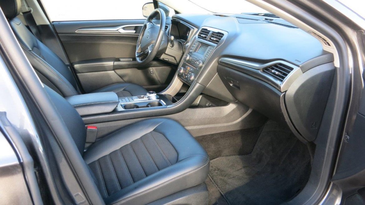 Sedan for Sale in carson, CA - Photo 17
