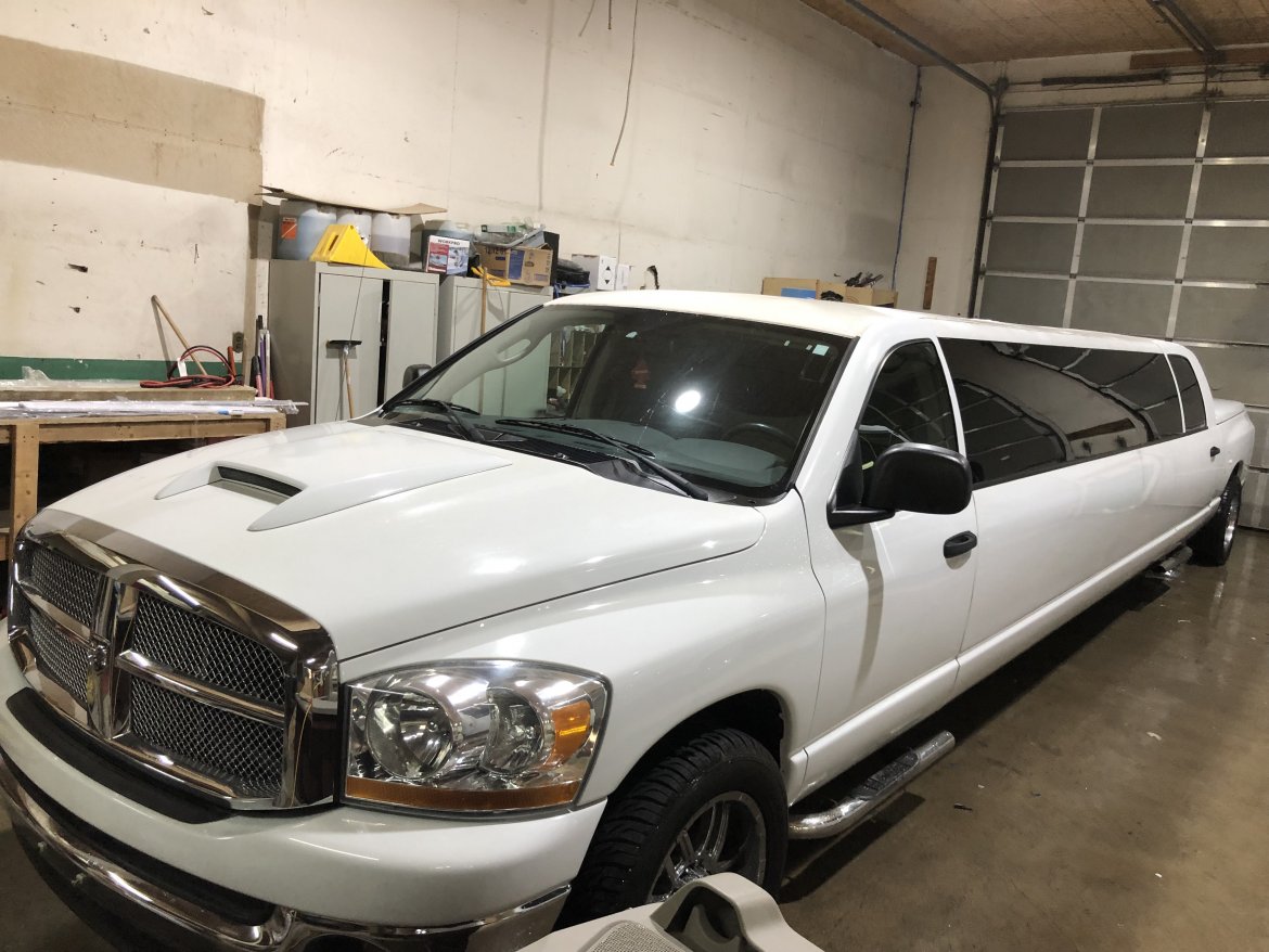 Limousine for Sale in North East, PA - Photo 26