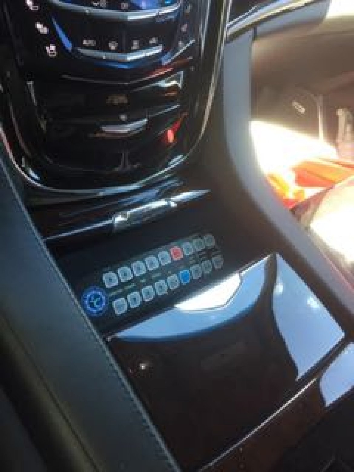 CEO SUV Mobile Office for Sale in Largo, FL - Photo 4