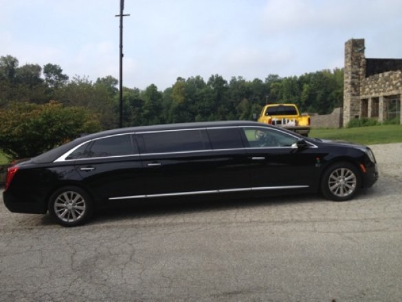 2017 Cadillac XTS Limousine for Sale in Oaklyn, NJ - Photo 2