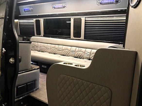 2019 Mercedes-Benz 3500 Sprinter for Sale in Oaklyn, NJ - Photo 2