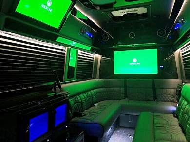 2019 Mercedes-Benz 3500 Sprinter for Sale in Oaklyn, New Jersey, US - Photo 4