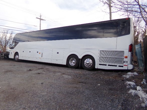 2014 Prevost H3-45 Motorcoach for Sale in Baltimore, MD - Photo 2