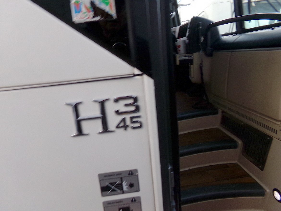 Motorcoach for Sale in Baltimore, MD - Photo 4
