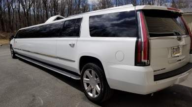 2018 Chevrolet SUBURBAN SUV Stretch for Sale in MT. BETHEL, Pennsylvania, US - Photo 4
