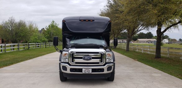 2015 Ford F550 Limo Bus for Sale in Houston, TX - Photo 2