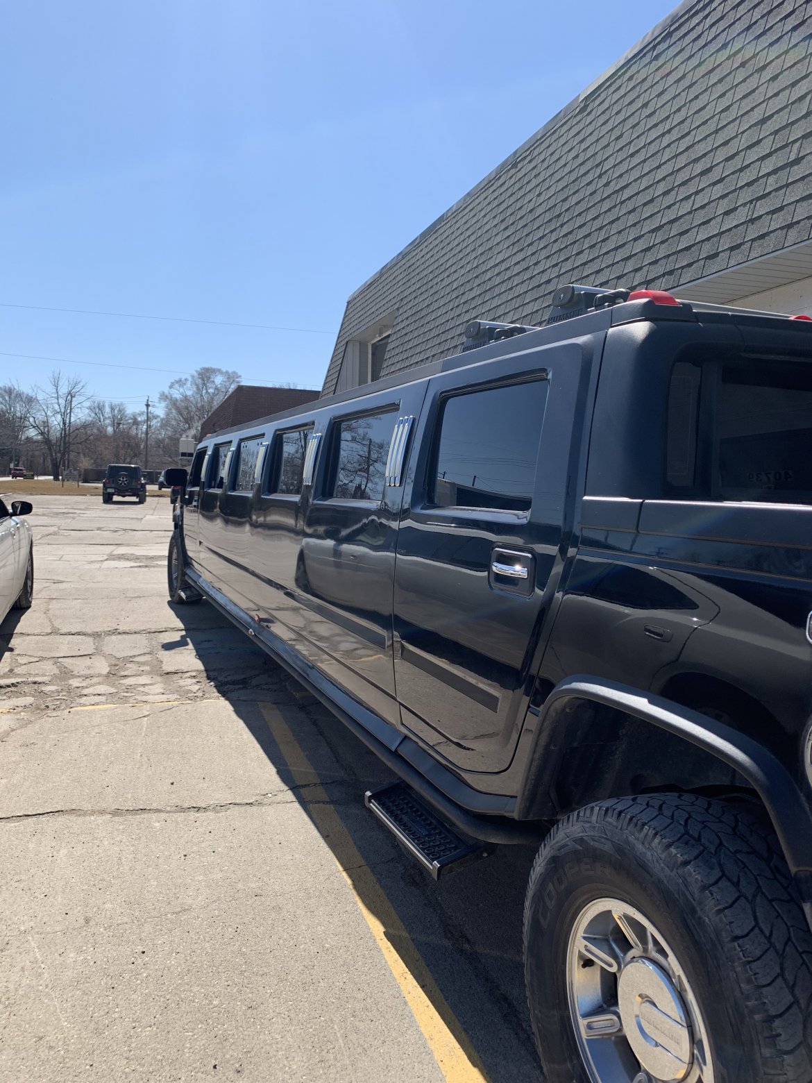 SUV Stretch for Sale in Harrison Twp, MI - Photo 2