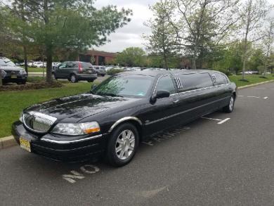 2011 Lincoln Lincoln Limousine for Sale in Trenton, NJ - Main Photo