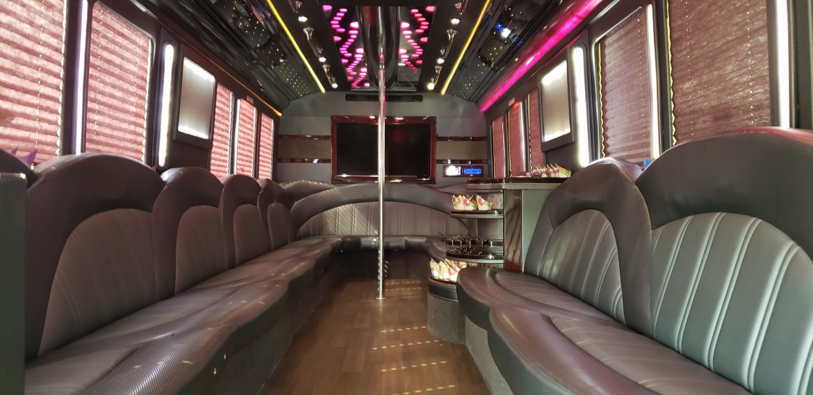Limo Bus for Sale in Houston, TX - Photo 11