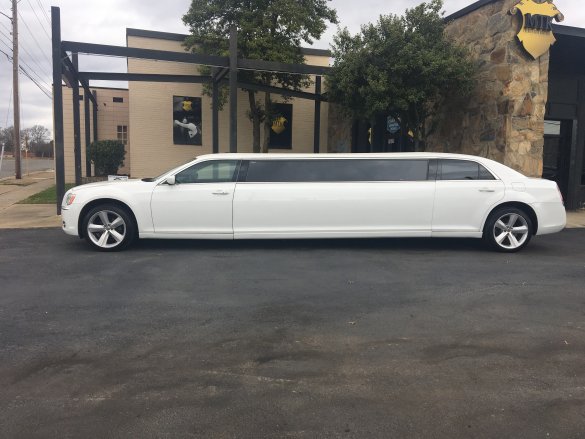 2014 Chrysler 300 Limousine for Sale in Richmond, VA - Photo 2