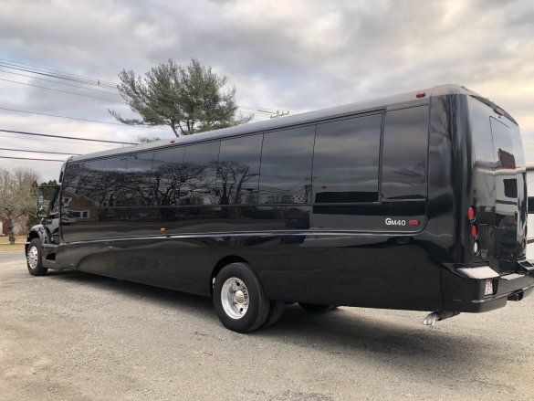 2015 Freightliner M2 Shuttle Bus for Sale in Westport, MA - Photo 3
