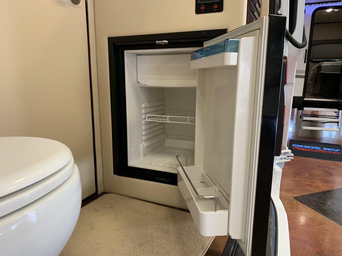Sprinter for Sale in Hammond, LA - Photo 38