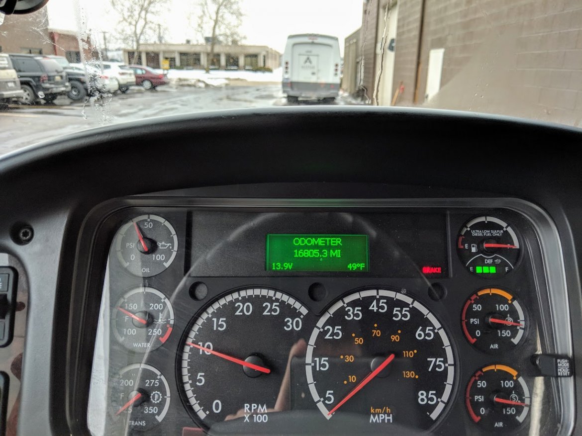 Executive Shuttle for Sale in Troy, MI - Photo 13