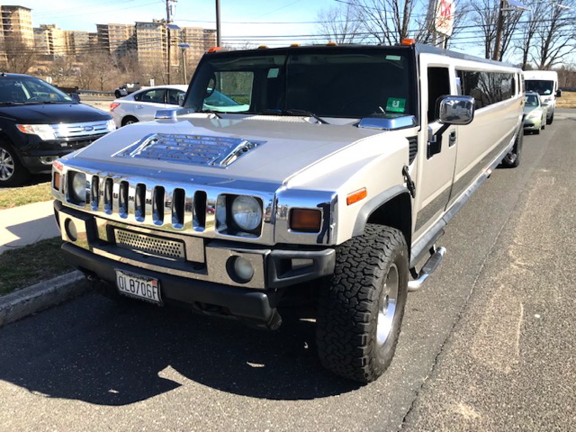 SUV Stretch for Sale in MT. Laurel, NJ - Photo 4