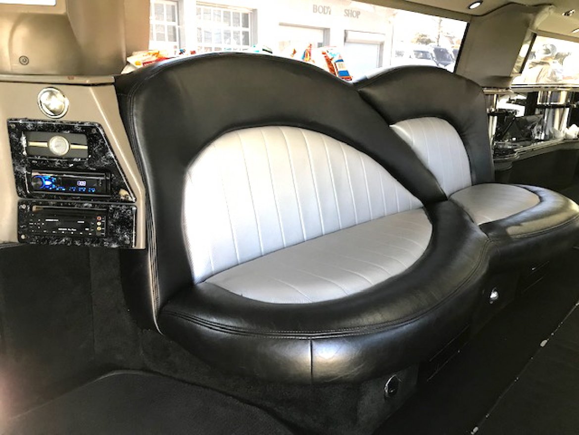 SUV Stretch for Sale in MT. Laurel, NJ - Photo 11