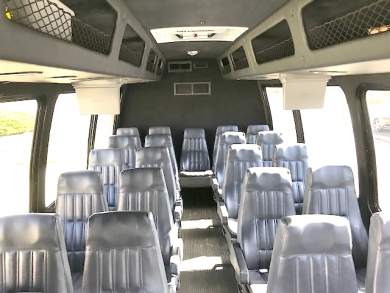 2011 Ford E-450 Shuttle Bus for Sale in MT. Laurel, New Jersey, US - Photo 4