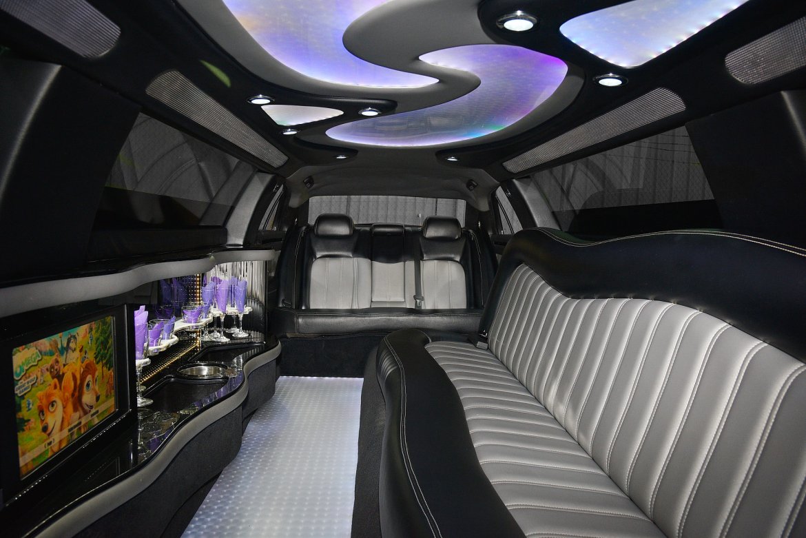 Limousine for Sale in Fontana, CA - Photo 13